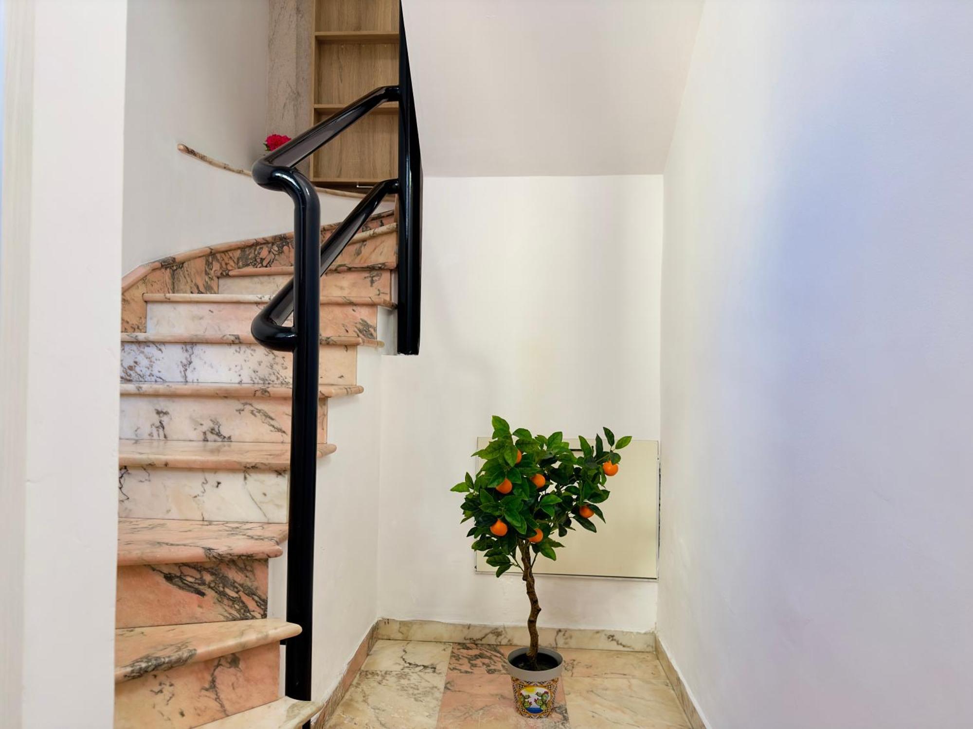 Unique Rooms In Centro Citta Bagno Privato E Climatizzatore Ragusa Luaran gambar