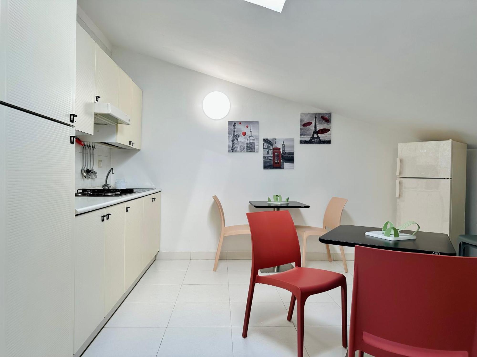 Unique Rooms In Centro Citta Bagno Privato E Climatizzatore Ragusa Luaran gambar