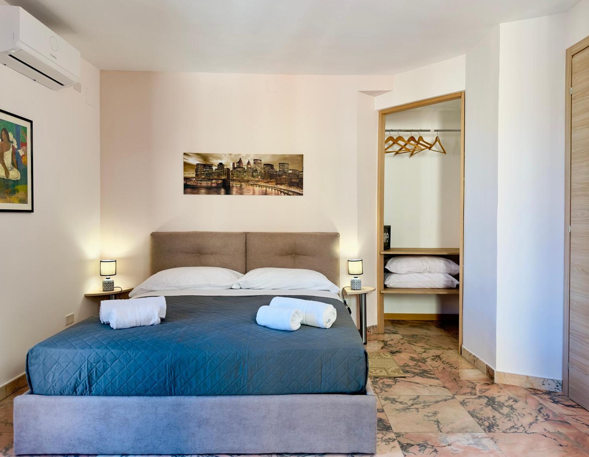 Unique Rooms In Centro Citta Bagno Privato E Climatizzatore Ragusa Luaran gambar
